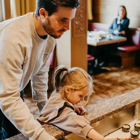 Hotel Basekamp Mountain Budget