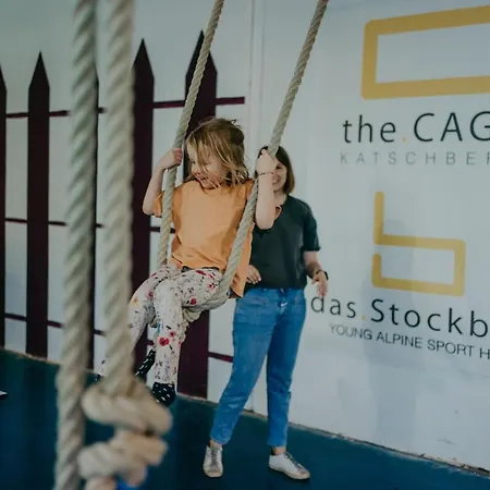 Basekamp Mountain Budget Szálloda Katschberghöhe