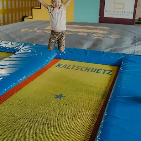 Hotel Basekamp Mountain Budget 3*