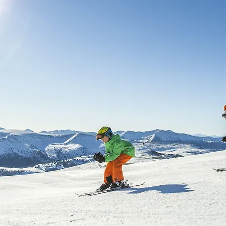 Basekamp Mountain Budget 3* Katschberghohe