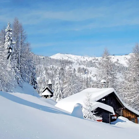 Basekamp Mountain Budget Hotel