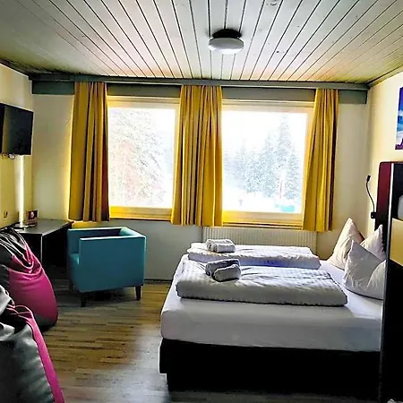 Basekamp Mountain Budget Hotel