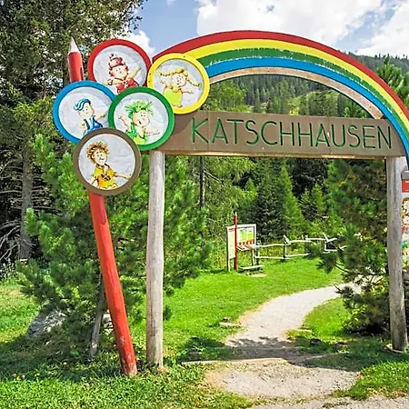 Hotel Basekamp Mountain Budget 3*