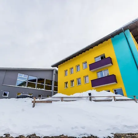 Basekamp Mountain Budget 3* Katschberghöhe