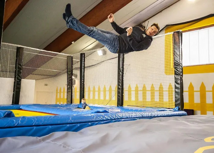 Hotel Basekamp Mountain Budget 3*